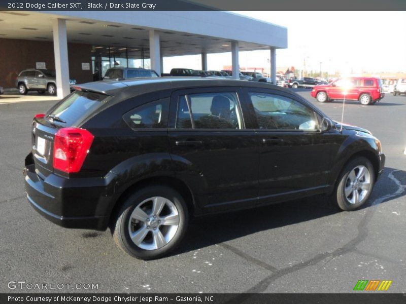 Black / Dark Slate Gray 2012 Dodge Caliber SXT