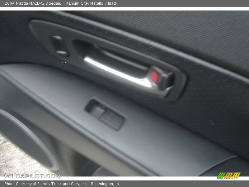 Titanium Gray Metallic / Black 2004 Mazda MAZDA3 s Sedan