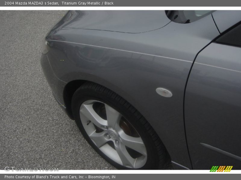 Titanium Gray Metallic / Black 2004 Mazda MAZDA3 s Sedan
