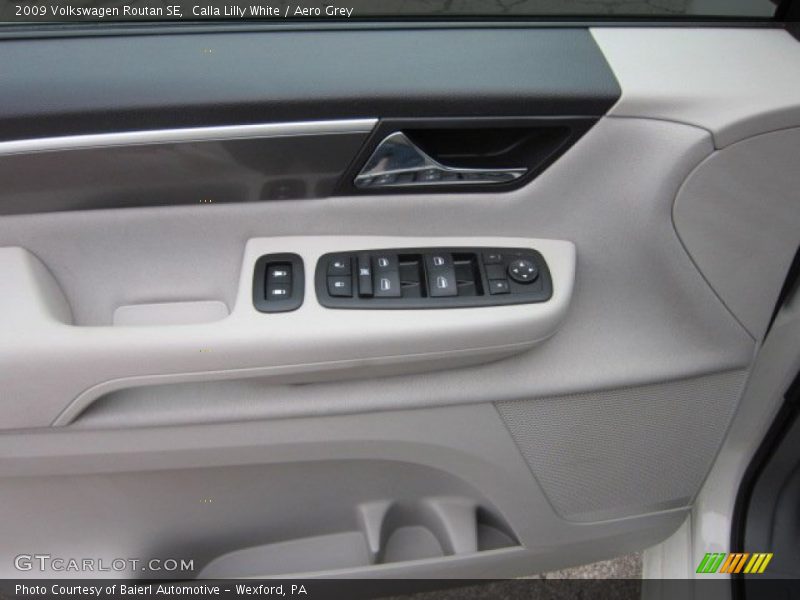 Calla Lilly White / Aero Grey 2009 Volkswagen Routan SE