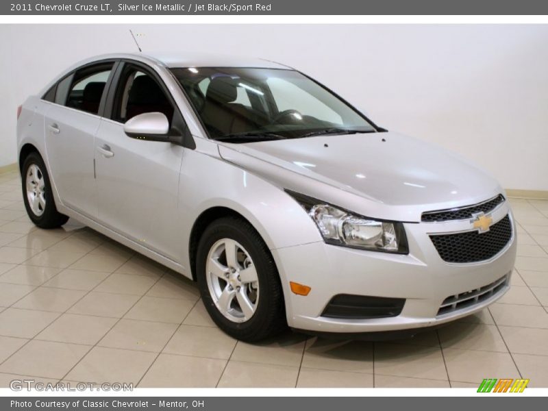 Silver Ice Metallic / Jet Black/Sport Red 2011 Chevrolet Cruze LT