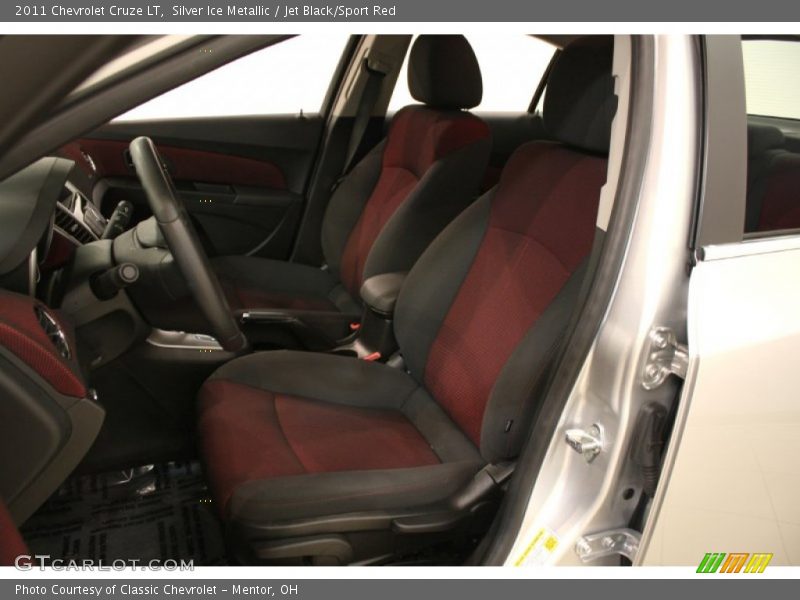 Silver Ice Metallic / Jet Black/Sport Red 2011 Chevrolet Cruze LT