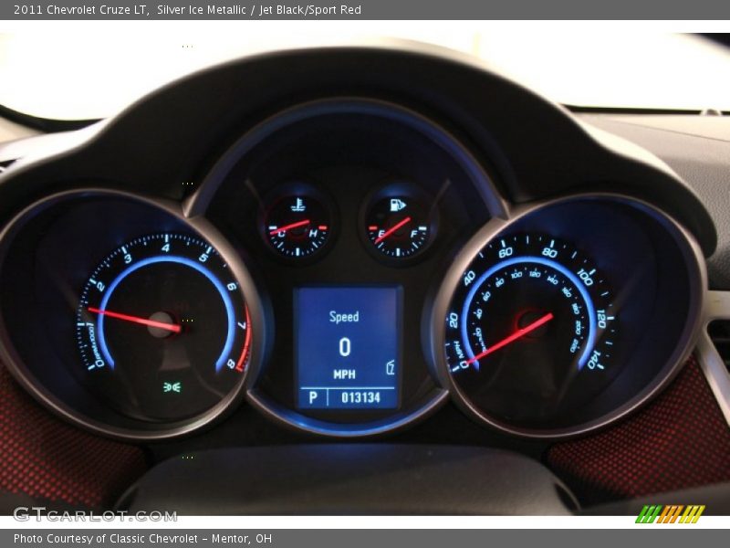 Silver Ice Metallic / Jet Black/Sport Red 2011 Chevrolet Cruze LT
