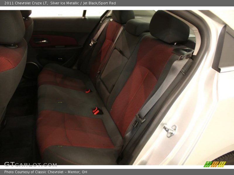 Silver Ice Metallic / Jet Black/Sport Red 2011 Chevrolet Cruze LT