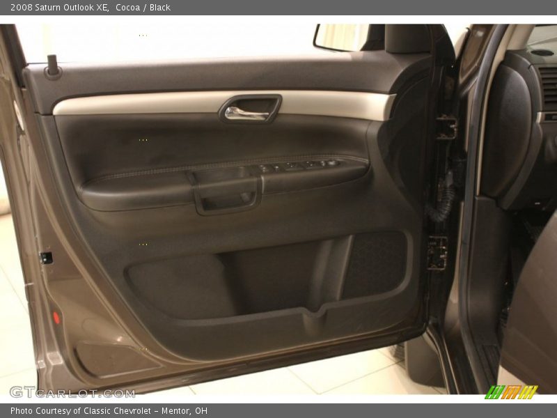 Cocoa / Black 2008 Saturn Outlook XE