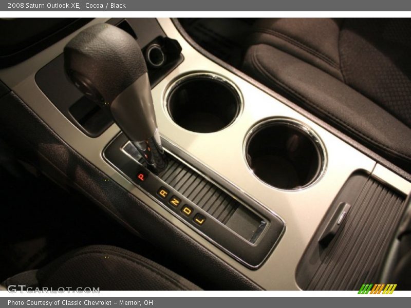 Cocoa / Black 2008 Saturn Outlook XE