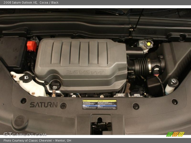 Cocoa / Black 2008 Saturn Outlook XE