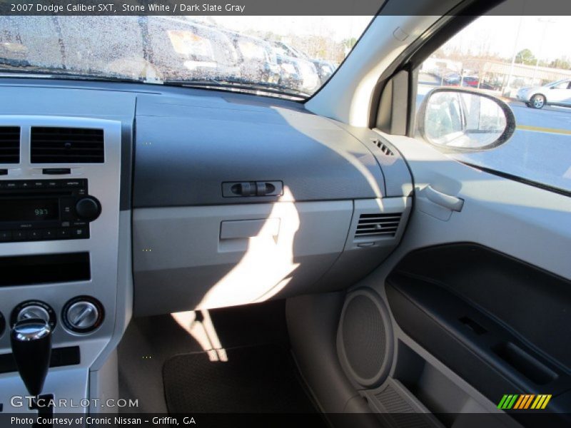 Stone White / Dark Slate Gray 2007 Dodge Caliber SXT