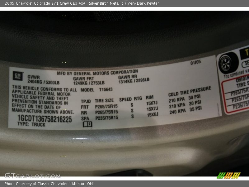 Silver Birch Metallic / Very Dark Pewter 2005 Chevrolet Colorado Z71 Crew Cab 4x4