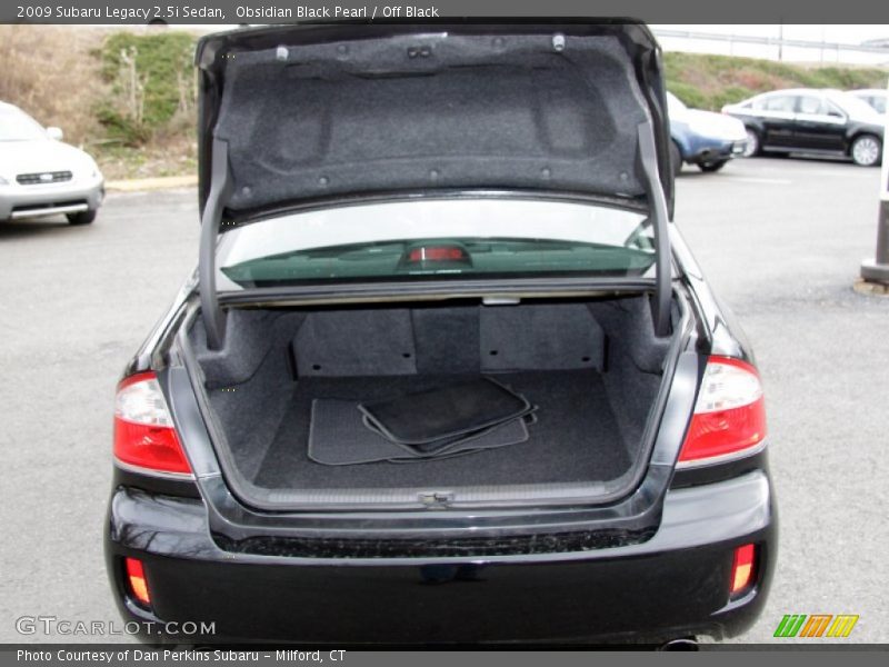 Obsidian Black Pearl / Off Black 2009 Subaru Legacy 2.5i Sedan