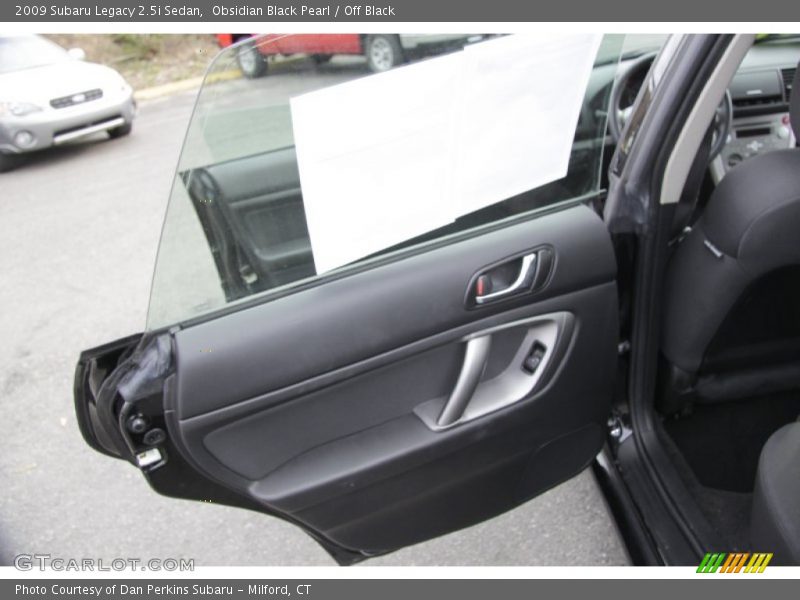 Obsidian Black Pearl / Off Black 2009 Subaru Legacy 2.5i Sedan