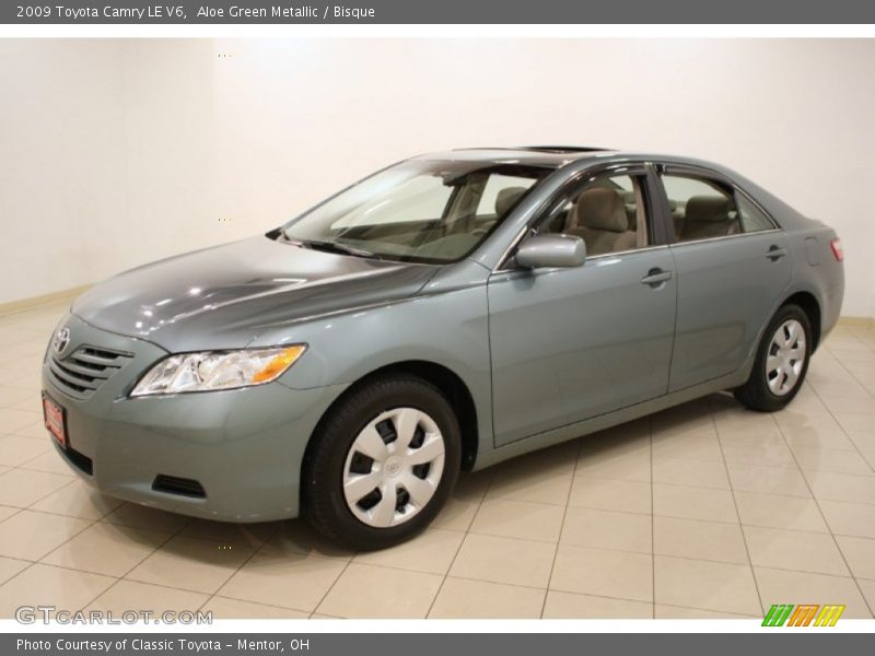 Aloe Green Metallic / Bisque 2009 Toyota Camry LE V6