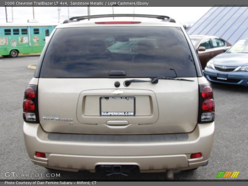 Sandstone Metallic / Light Cashmere/Ebony 2006 Chevrolet TrailBlazer LT 4x4