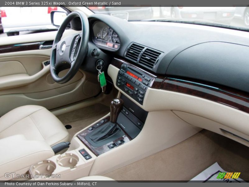 Oxford Green Metallic / Sand 2004 BMW 3 Series 325xi Wagon