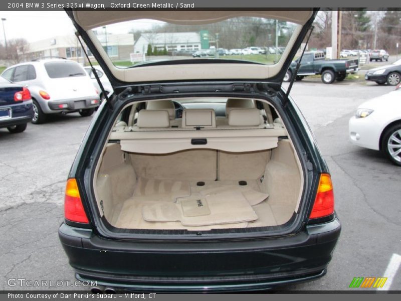  2004 3 Series 325xi Wagon Trunk