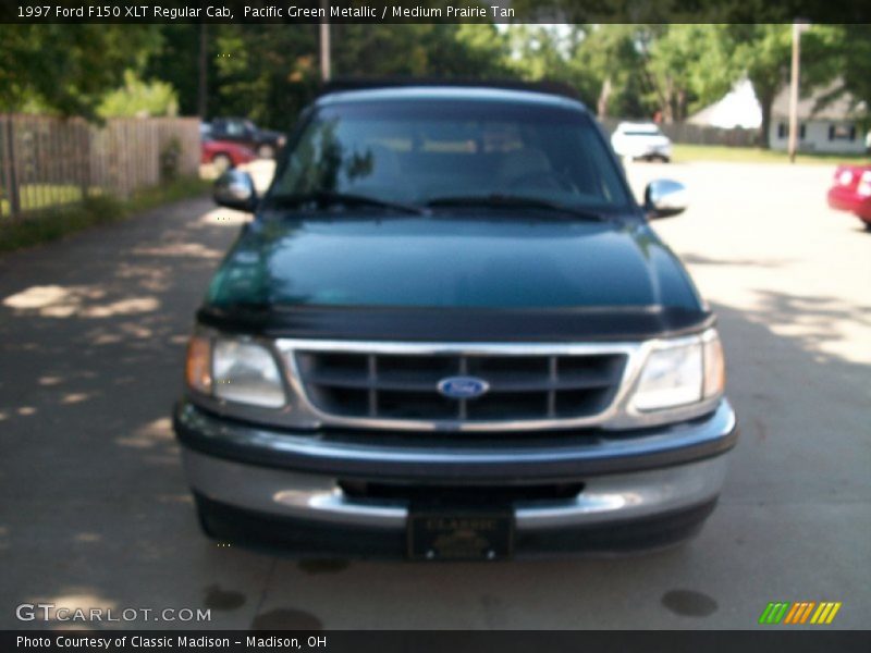 Pacific Green Metallic / Medium Prairie Tan 1997 Ford F150 XLT Regular Cab