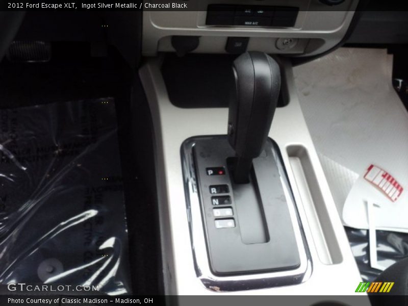 Ingot Silver Metallic / Charcoal Black 2012 Ford Escape XLT