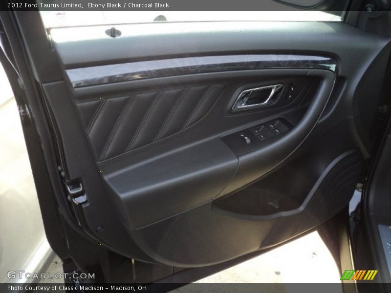 Ebony Black / Charcoal Black 2012 Ford Taurus Limited
