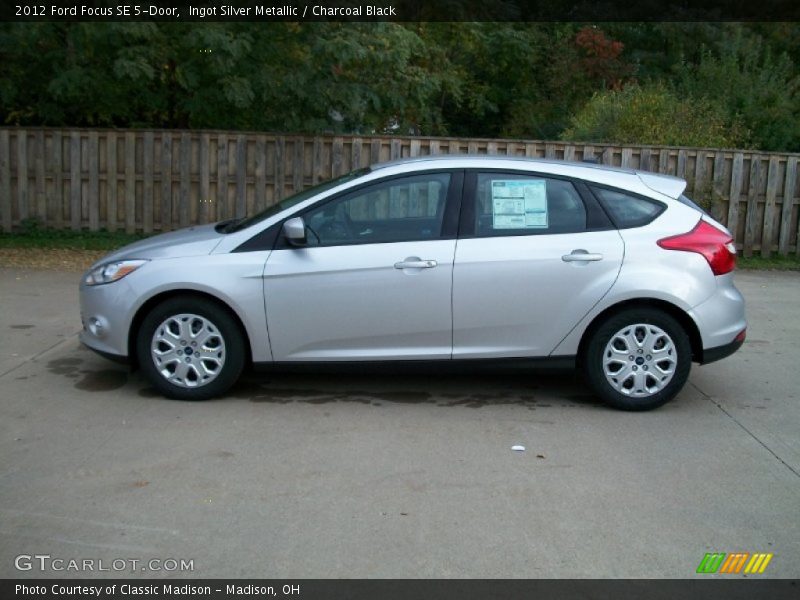  2012 Focus SE 5-Door Ingot Silver Metallic