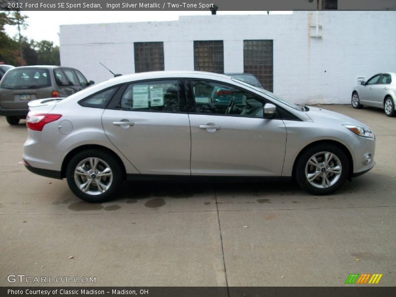  2012 Focus SE Sport Sedan Ingot Silver Metallic
