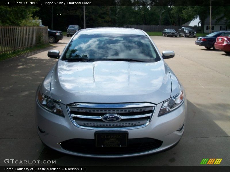 Ingot Silver / Charcoal Black 2012 Ford Taurus SEL