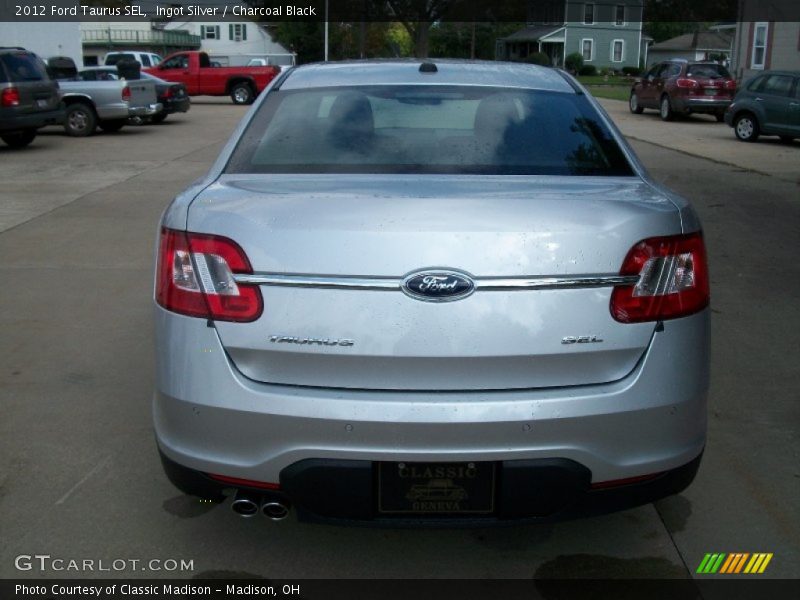 Ingot Silver / Charcoal Black 2012 Ford Taurus SEL