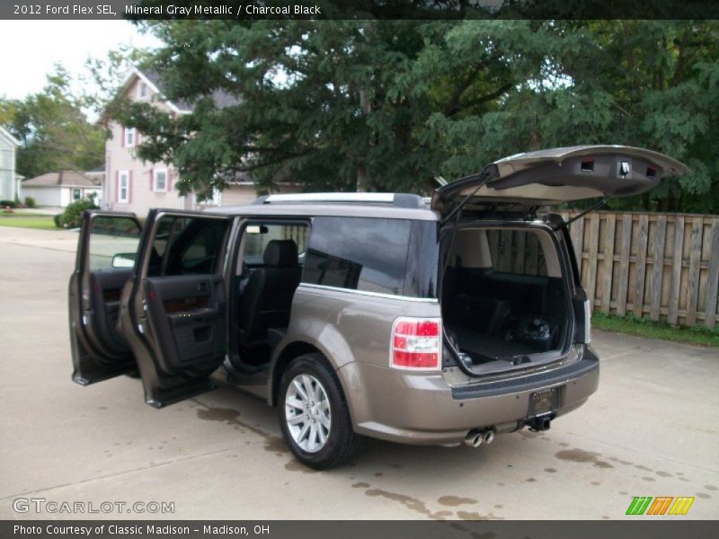 Mineral Gray Metallic / Charcoal Black 2012 Ford Flex SEL