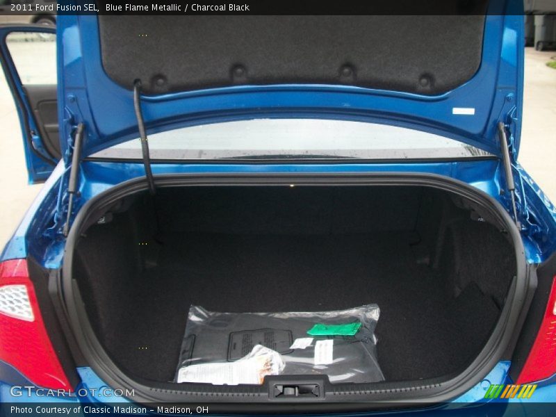  2011 Fusion SEL Trunk