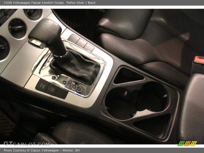Reflex Silver / Black 2008 Volkswagen Passat Komfort Sedan