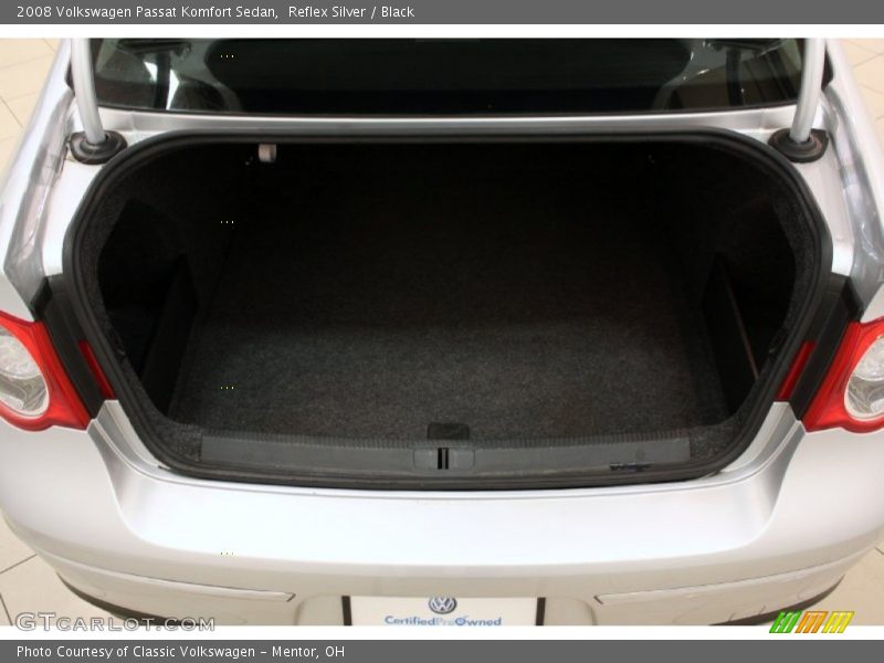Reflex Silver / Black 2008 Volkswagen Passat Komfort Sedan
