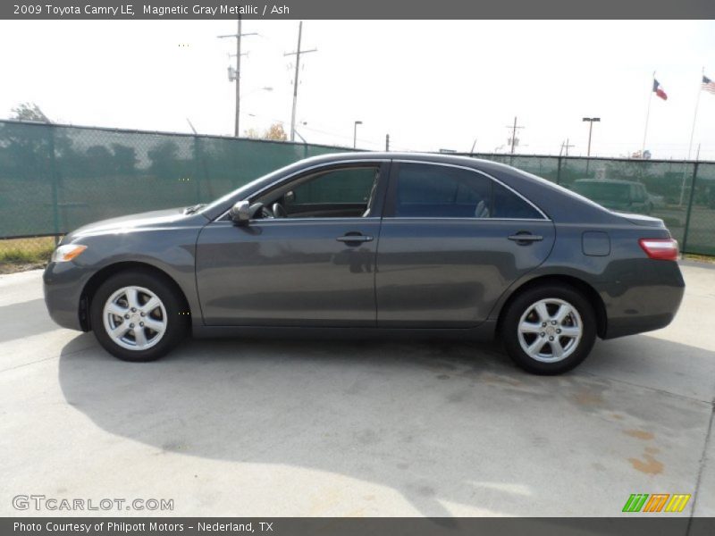 Magnetic Gray Metallic / Ash 2009 Toyota Camry LE