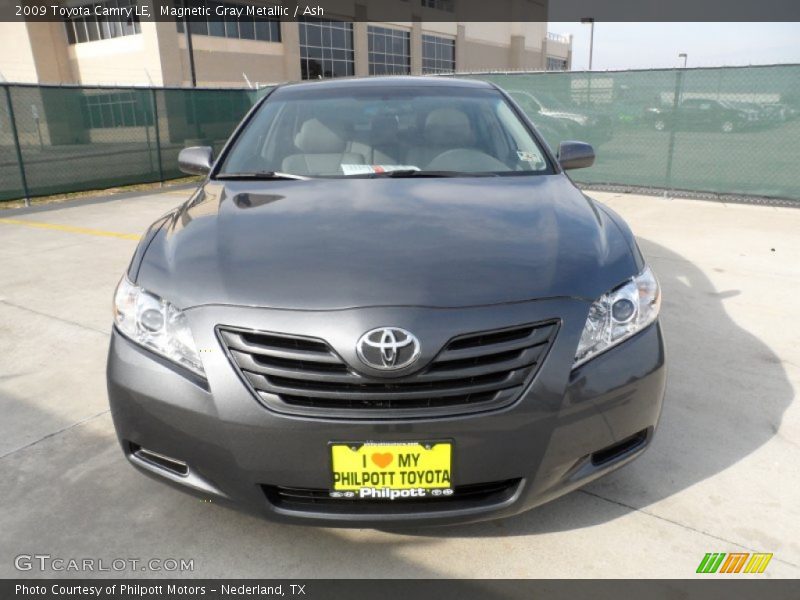 Magnetic Gray Metallic / Ash 2009 Toyota Camry LE