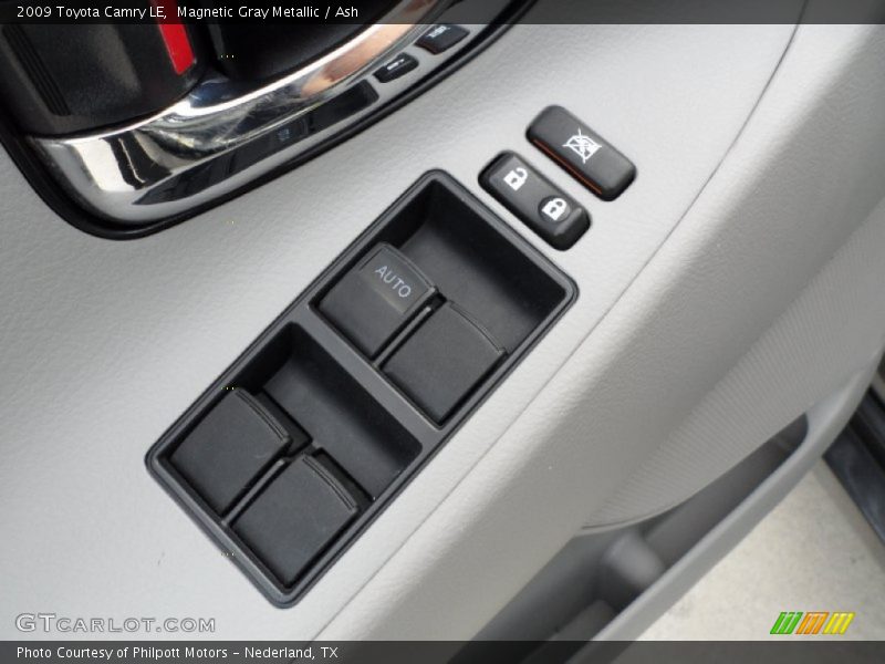 Magnetic Gray Metallic / Ash 2009 Toyota Camry LE