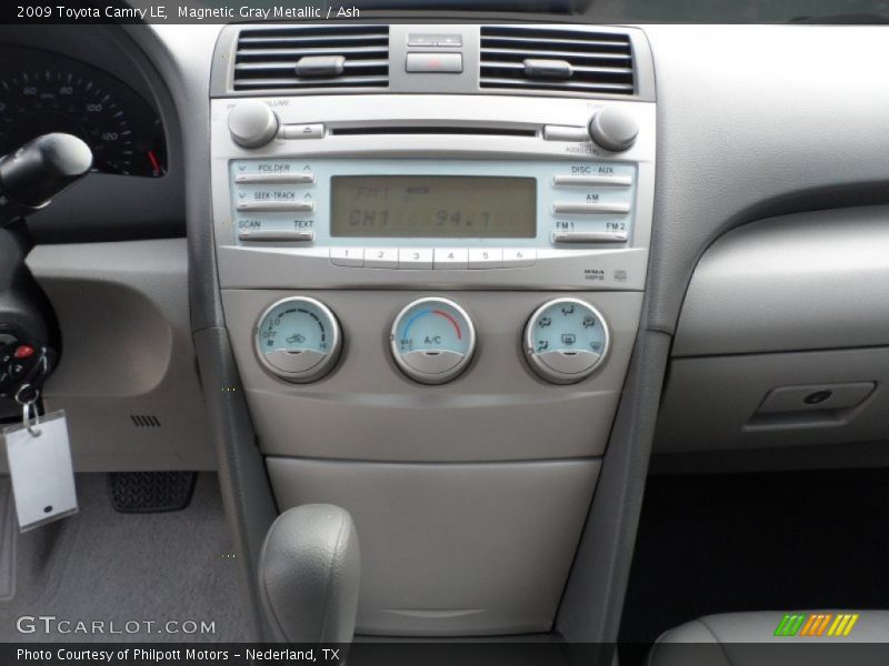 Magnetic Gray Metallic / Ash 2009 Toyota Camry LE