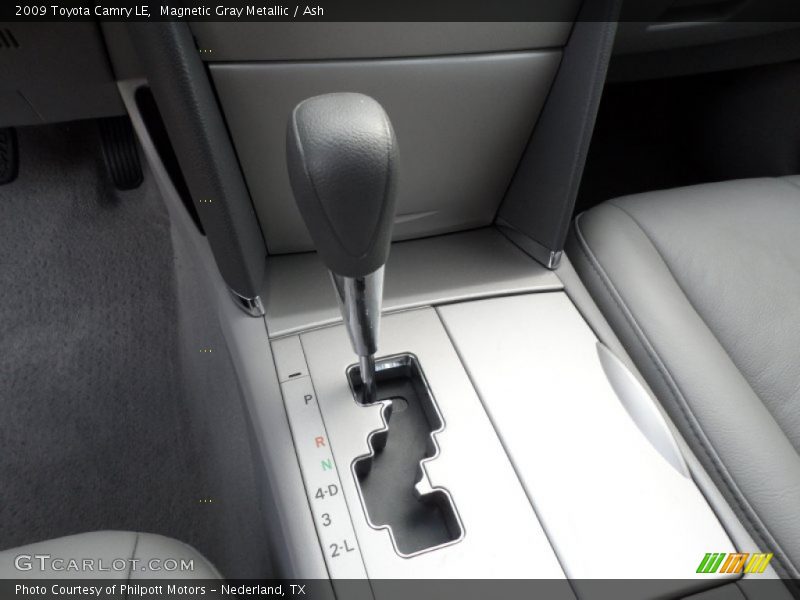 Magnetic Gray Metallic / Ash 2009 Toyota Camry LE