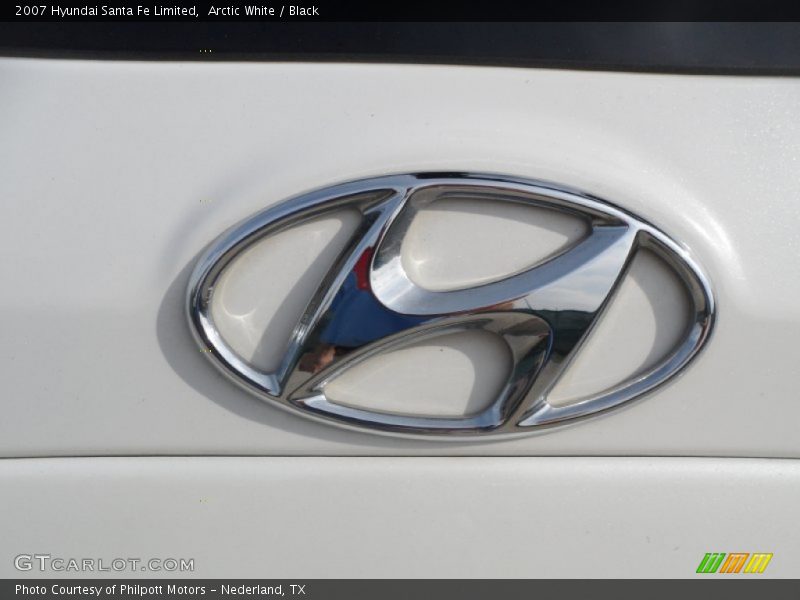 Arctic White / Black 2007 Hyundai Santa Fe Limited