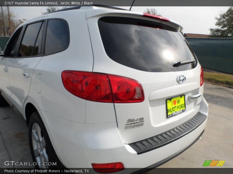 Arctic White / Black 2007 Hyundai Santa Fe Limited