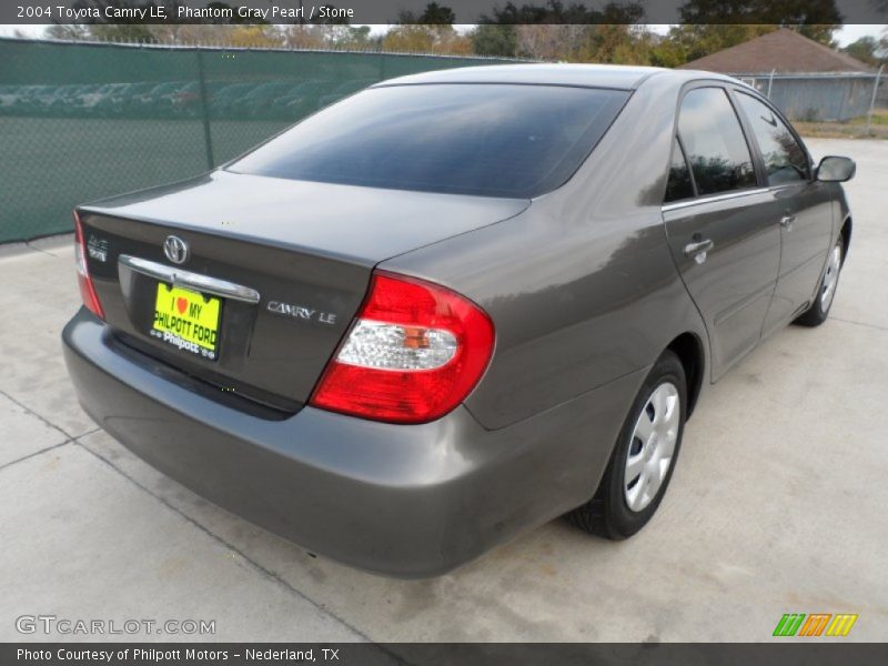 Phantom Gray Pearl / Stone 2004 Toyota Camry LE