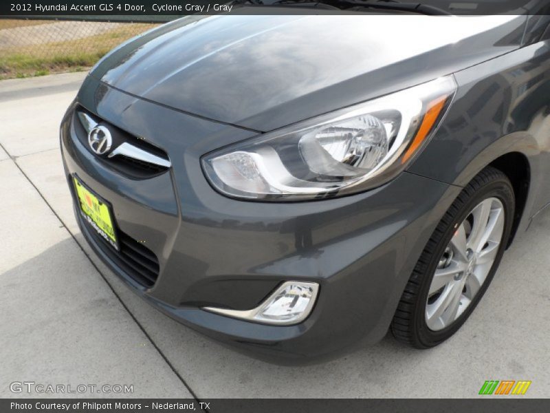 Cyclone Gray / Gray 2012 Hyundai Accent GLS 4 Door