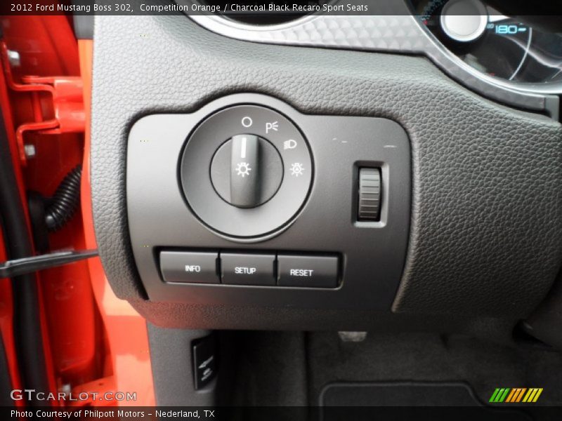 Controls of 2012 Mustang Boss 302