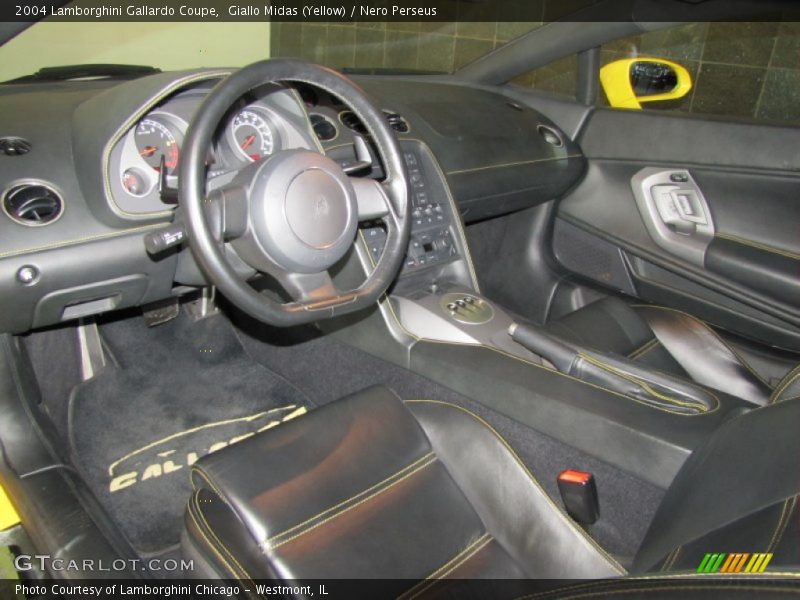  2004 Gallardo Coupe Nero Perseus Interior