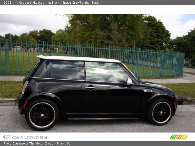 Jet Black / Space Grey/Panther Black 2003 Mini Cooper S Hardtop