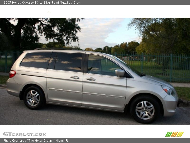 Silver Pearl Metallic / Gray 2005 Honda Odyssey EX-L