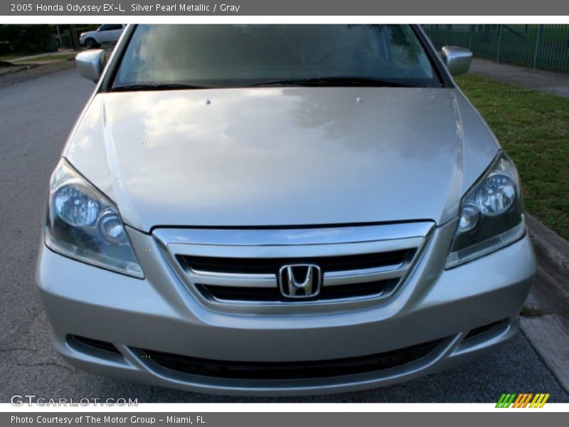 Silver Pearl Metallic / Gray 2005 Honda Odyssey EX-L