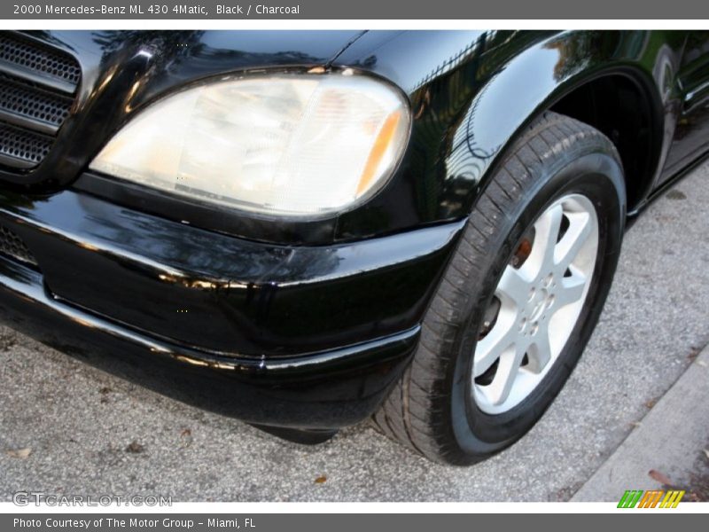Black / Charcoal 2000 Mercedes-Benz ML 430 4Matic