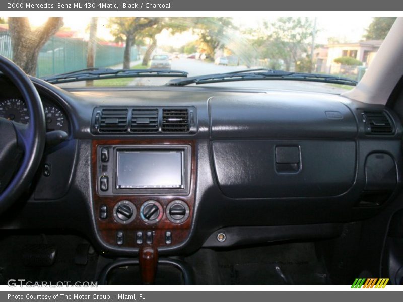 Black / Charcoal 2000 Mercedes-Benz ML 430 4Matic