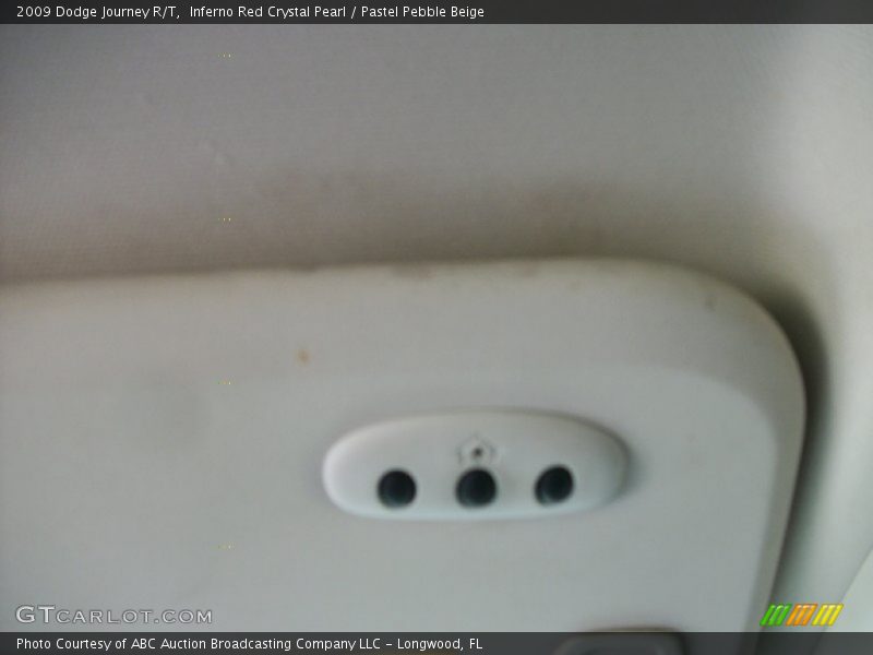 Inferno Red Crystal Pearl / Pastel Pebble Beige 2009 Dodge Journey R/T