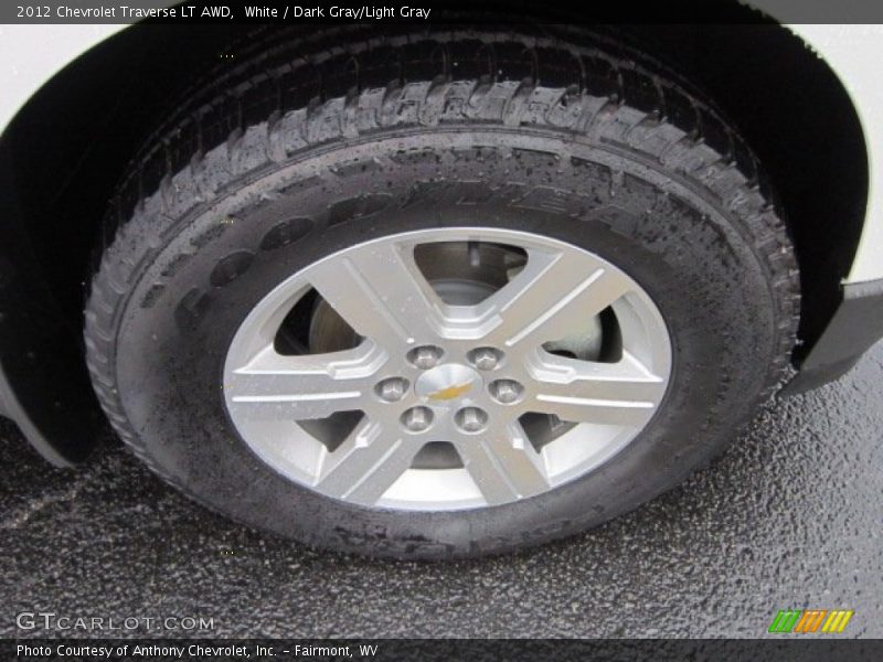 White / Dark Gray/Light Gray 2012 Chevrolet Traverse LT AWD