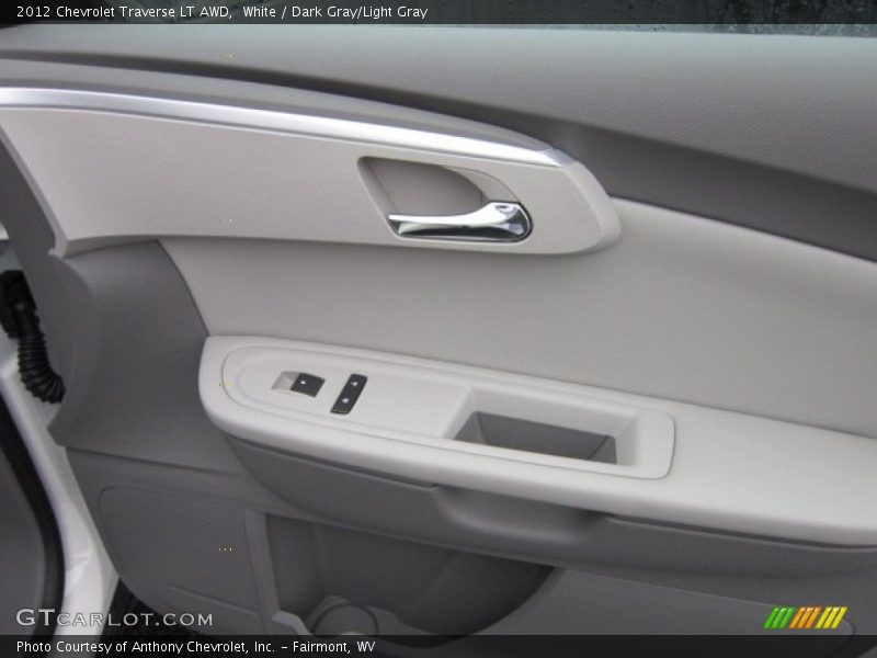 White / Dark Gray/Light Gray 2012 Chevrolet Traverse LT AWD