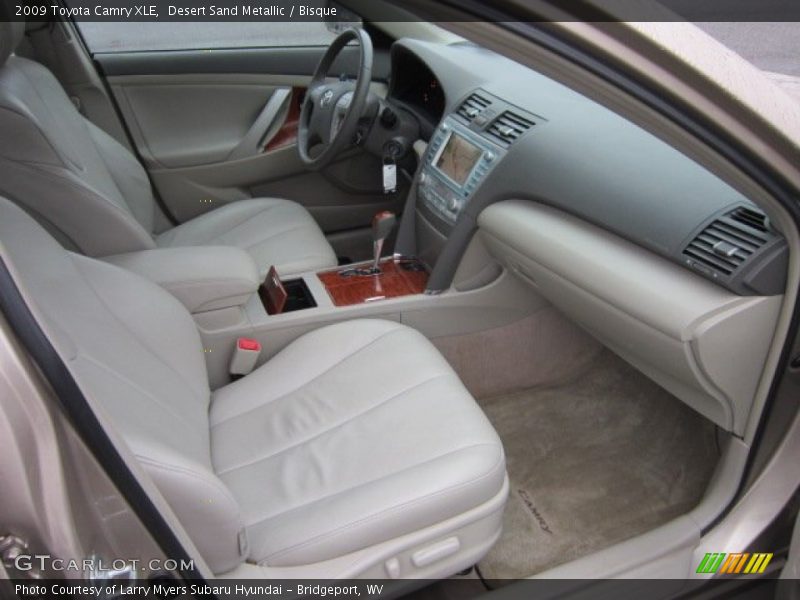 Desert Sand Metallic / Bisque 2009 Toyota Camry XLE